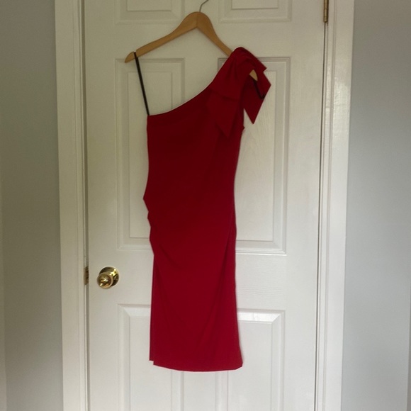 Red bow dress - Picture 2 of 2